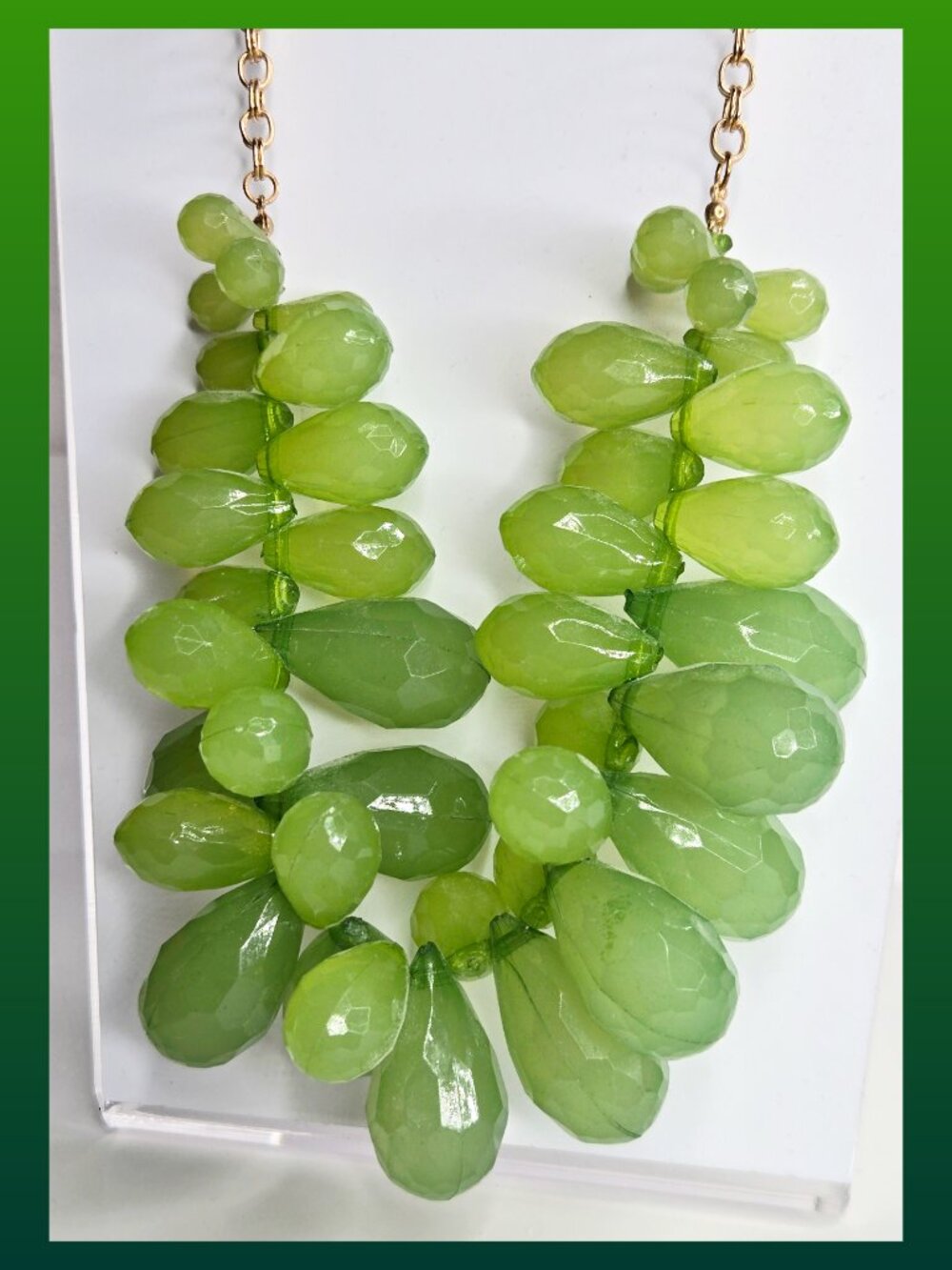 You & I Necklace Green Color Beads Statement